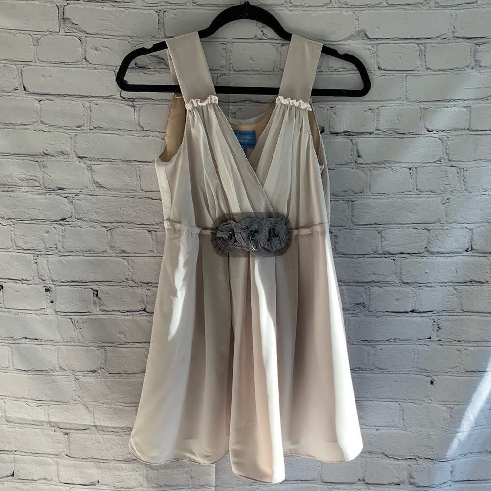 Simply Vera Wang v-neck blouse